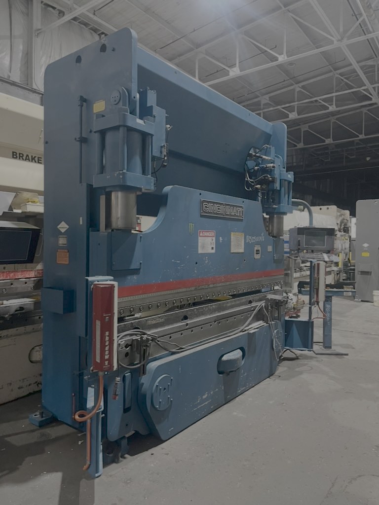 175 Ton X 10’  Cincinnati Model 176A8 Autoform CNC Hydraulic Press Brake